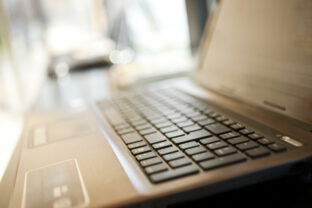 Matériel informatique, ordinateurs